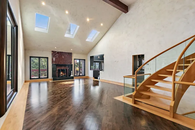 $999,900 | 45 Tartan Lakes Drive, Westmont, IL 60559