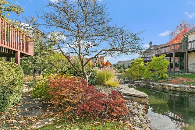 $999,900 | 45 Tartan Lakes Drive, Westmont, IL 60559