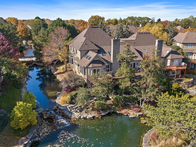 $999,900 | 45 Tartan Lakes Drive, Westmont, IL 60559