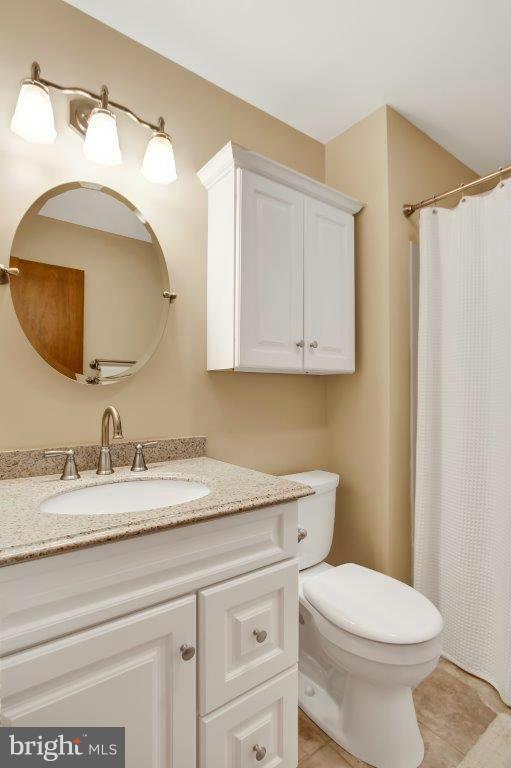 1447 Oldfield Point Road Elkton, MD 21921 - Photo 8 of 30 Main Level Full Bath