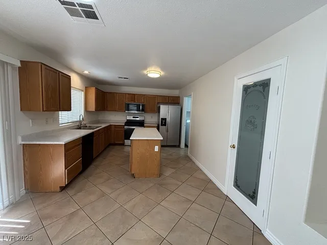 $2,083 | 5109 Meadow Rock Avenue, Las Vegas, NV 89130