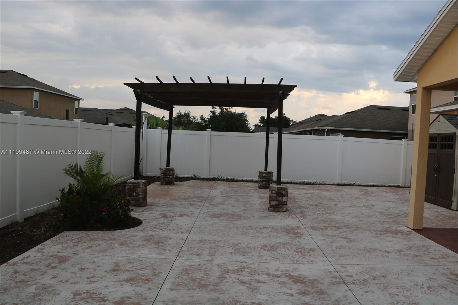 1950 Nations Way St. Cloud, FL 34769 - Photo 11 of 35 Patio