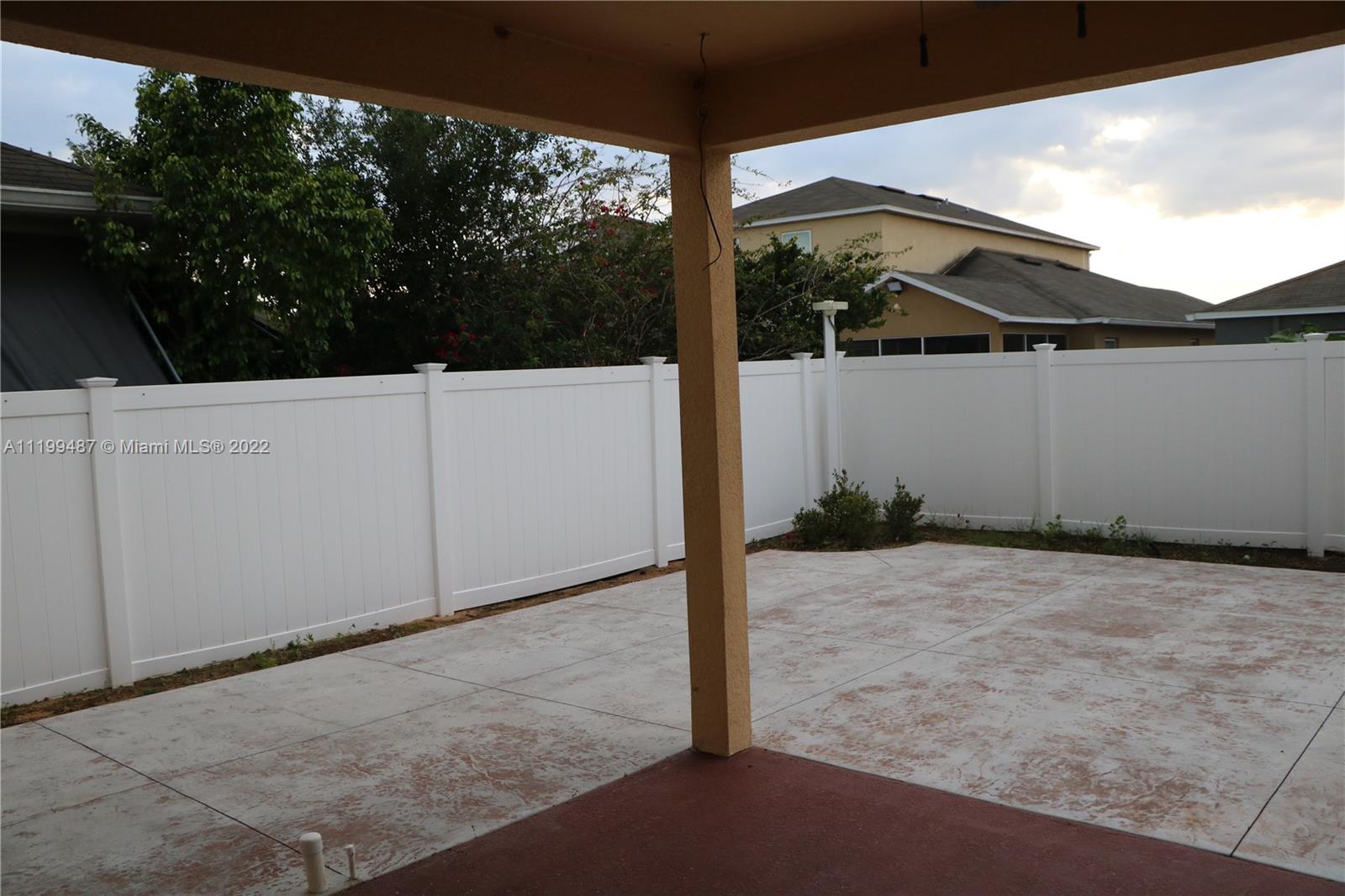 1950 Nations Way St. Cloud, FL 34769 - Photo 10 of 35 Patio
