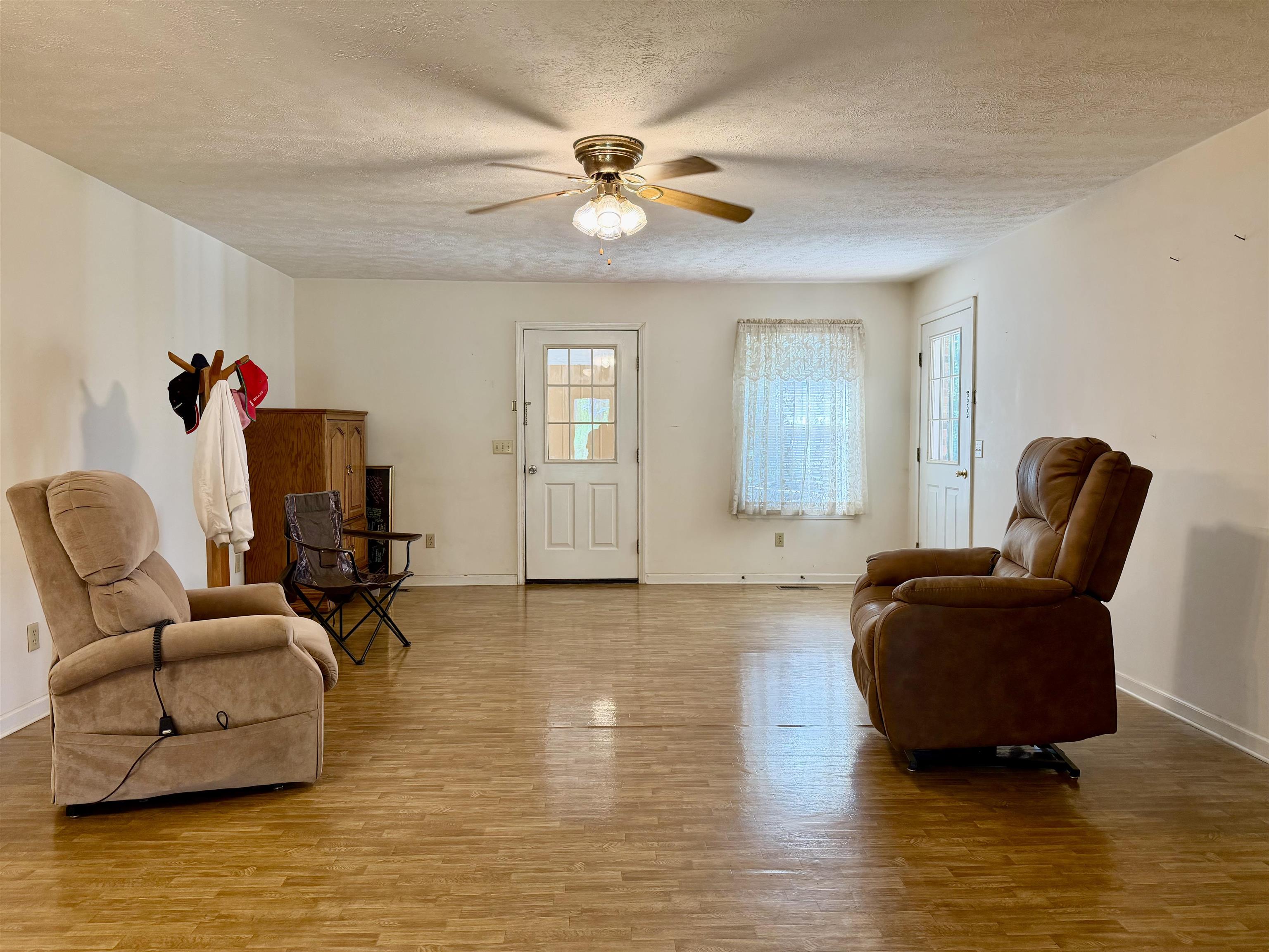 3010 Powell Chapel Road Middleton, TN 38052 - Photo 4 of 28 a living room with furniture and a window