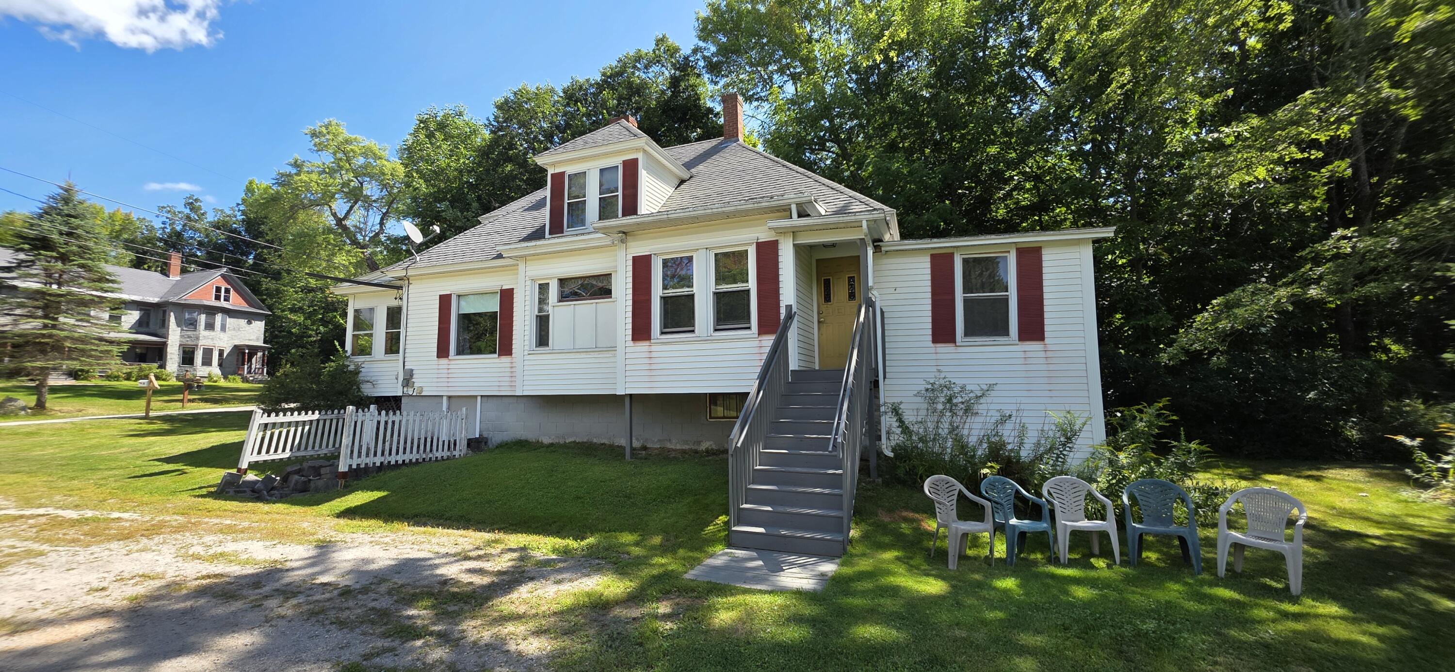 73 Elmwood Road Auburn, ME 04210 - Photo 5 of 44 20260826_112410