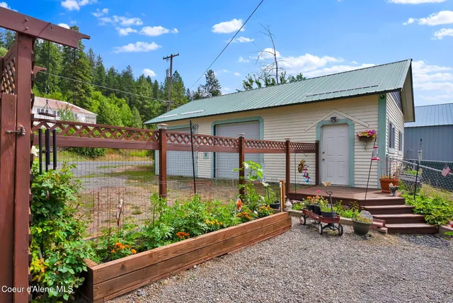 $1,250,000 | 134 Frederick Avenue, Harrison, ID 83833