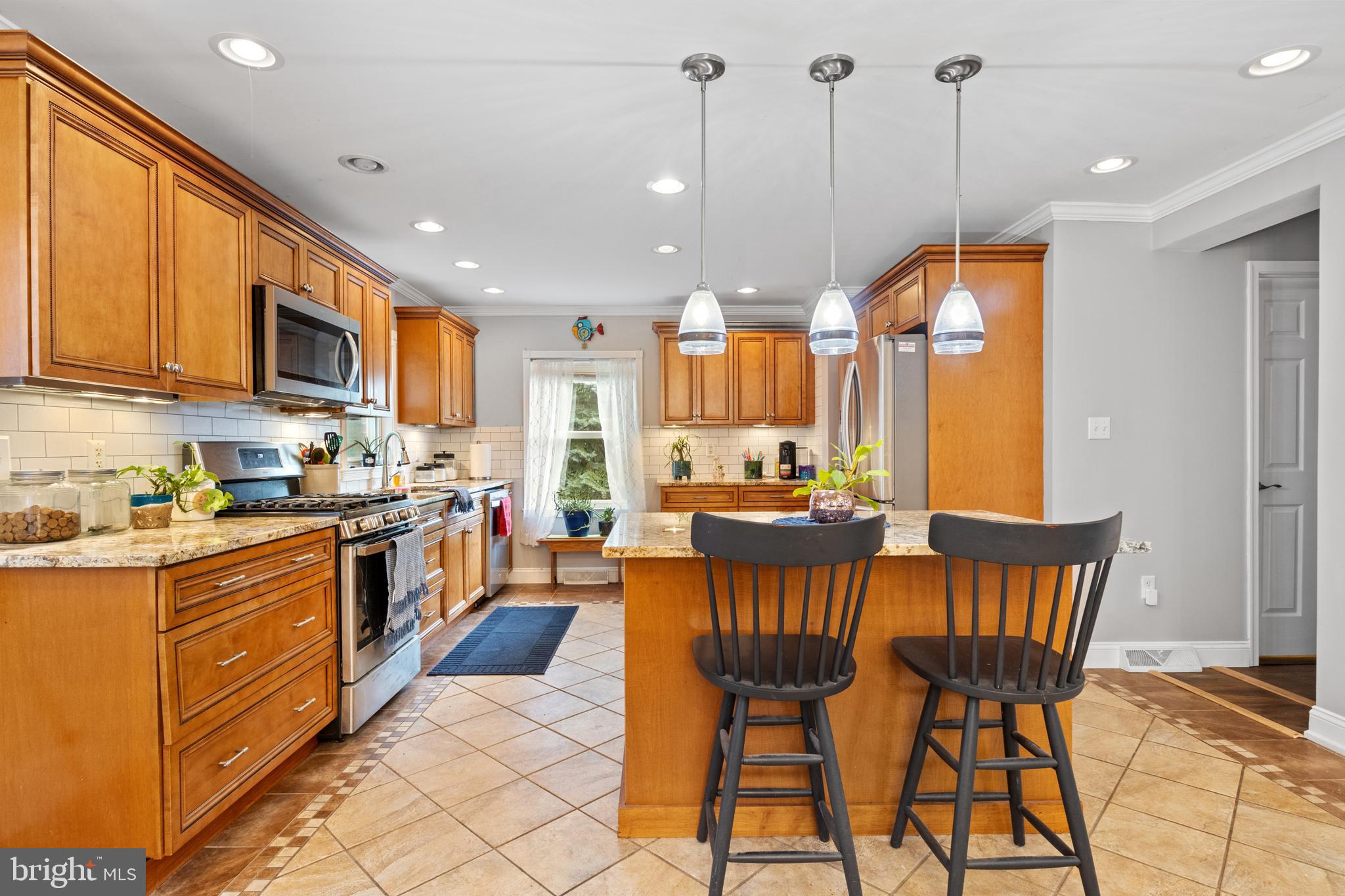 844 Hartman Avenue Hanover, PA 17331 - Photo 8 of 28 Gallery Image 8