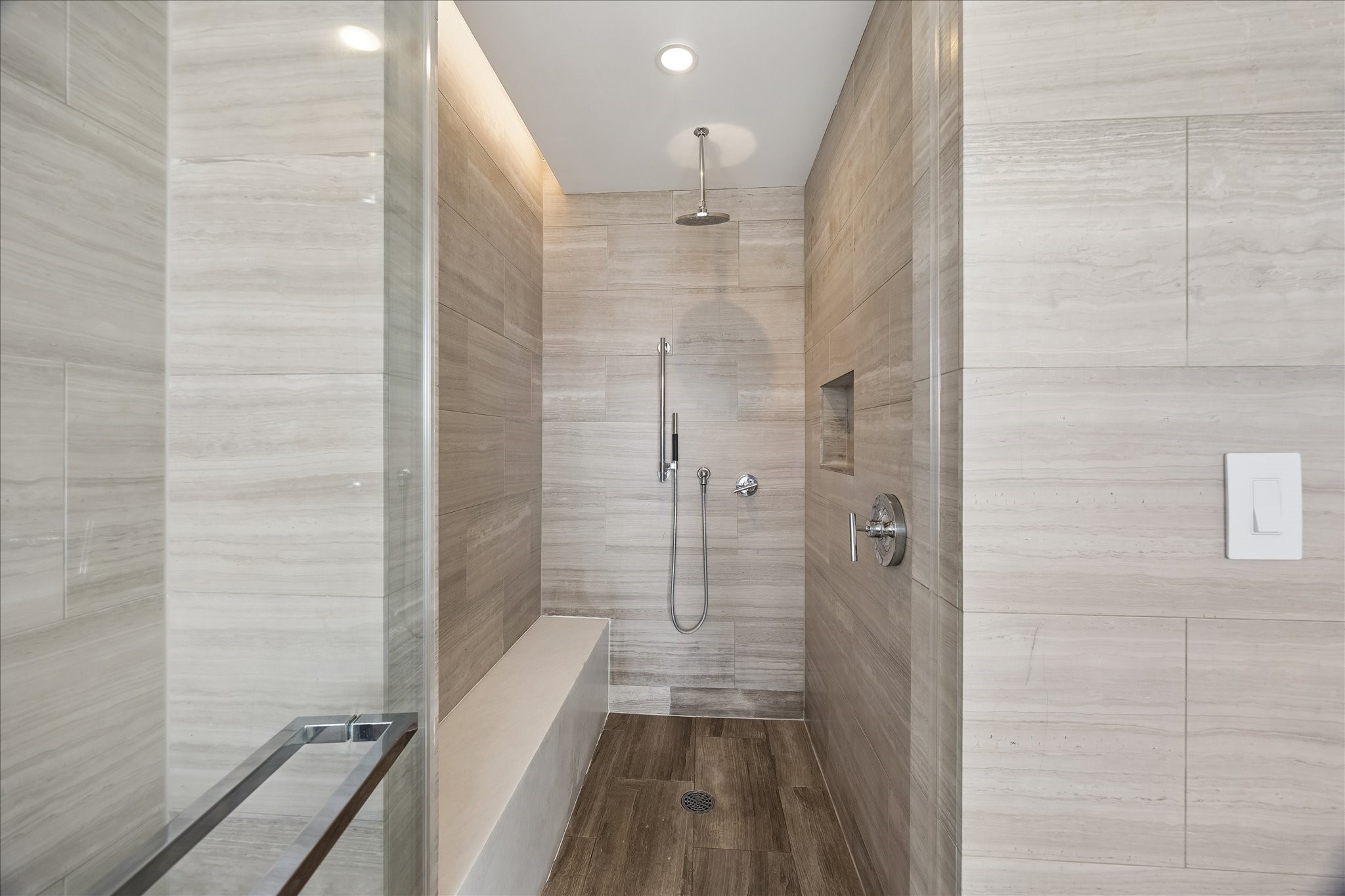 3433 Westheimer Road, Unit 702 Houston, TX 77027 - Photo 23 of 48