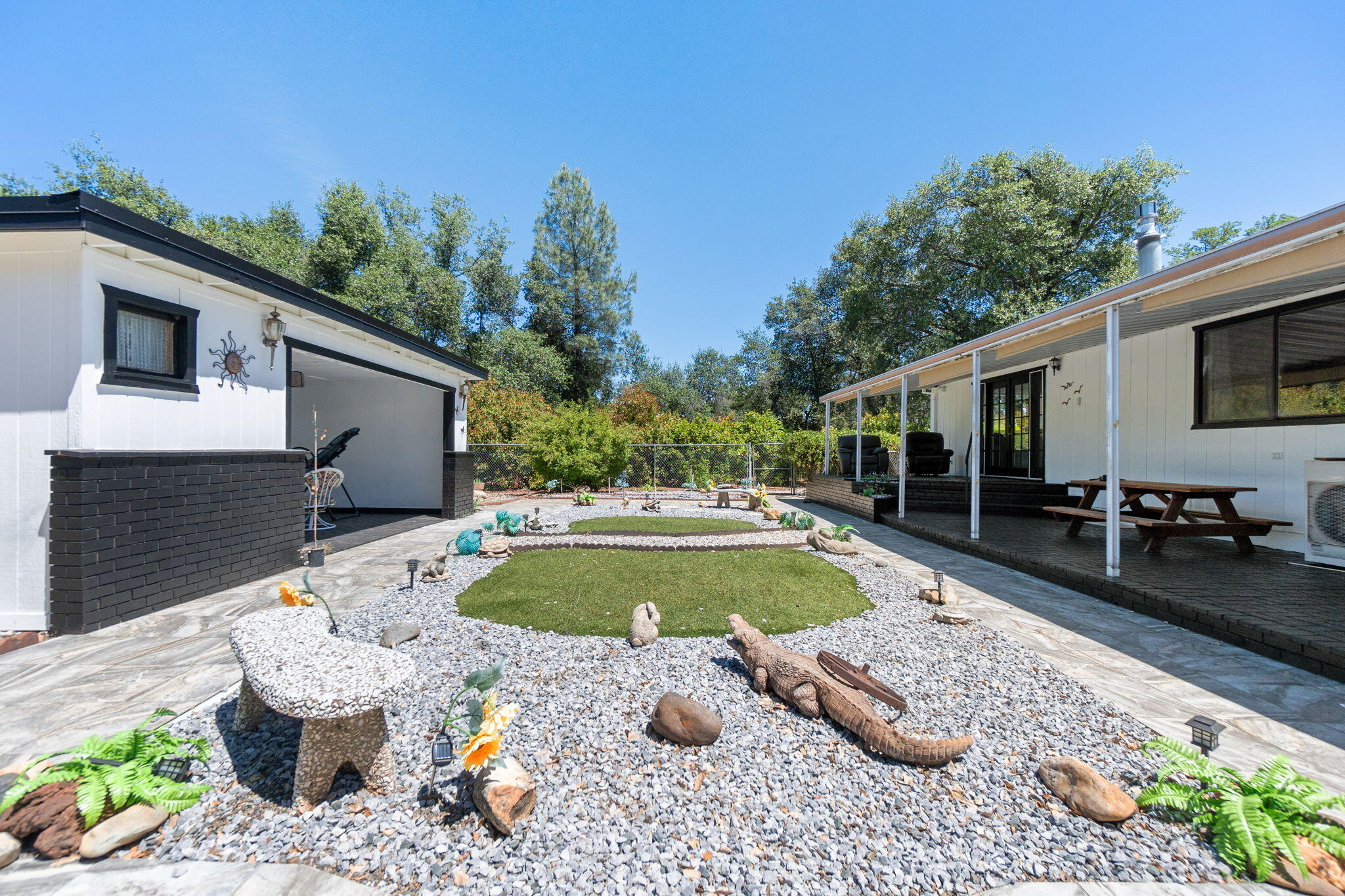 10390 October Lane Redding, CA 96003 - Photo 46 of 94 Yard