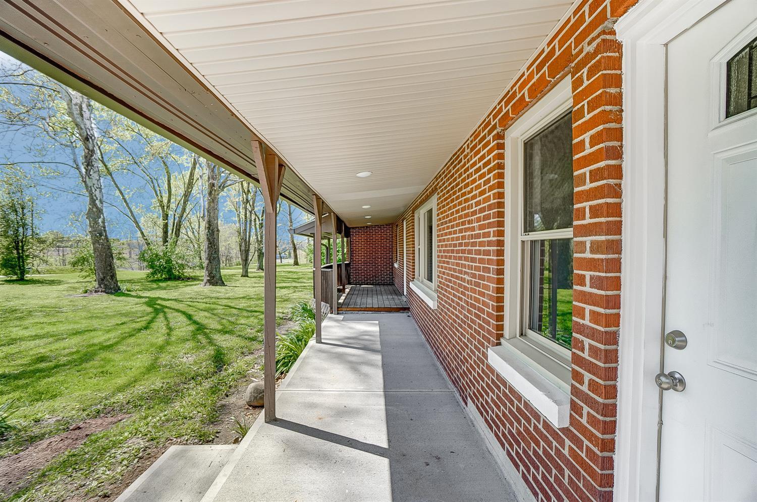 4451 Shaker Road Franklin, OH 45005 - Photo 4 of 39 Gallery Image 4