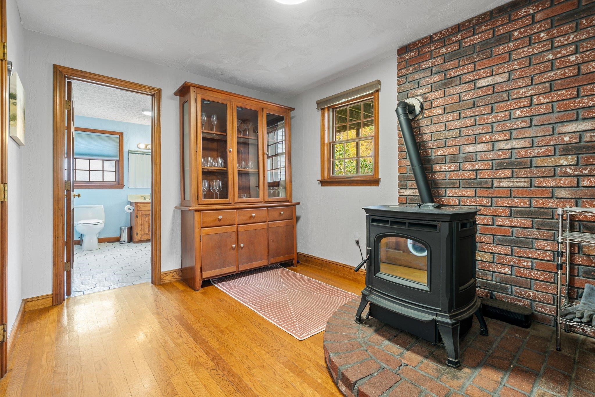 165 Pelham Road Salem, NH 03079 - Photo 9 of 57 Gallery Image 9