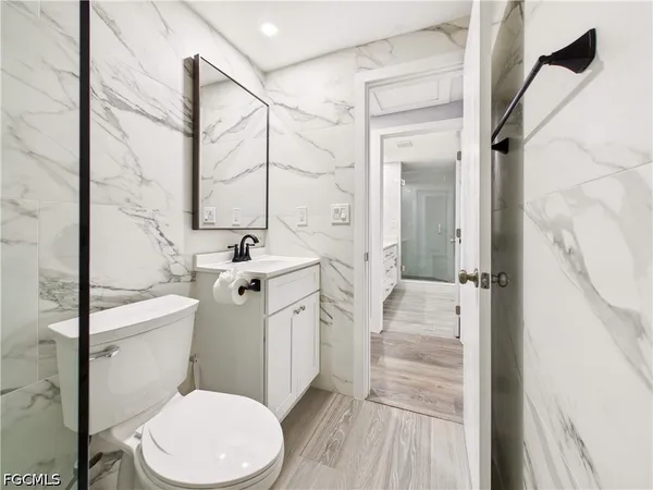 $2,900 | 567 13th Street North, Naples, FL 34102