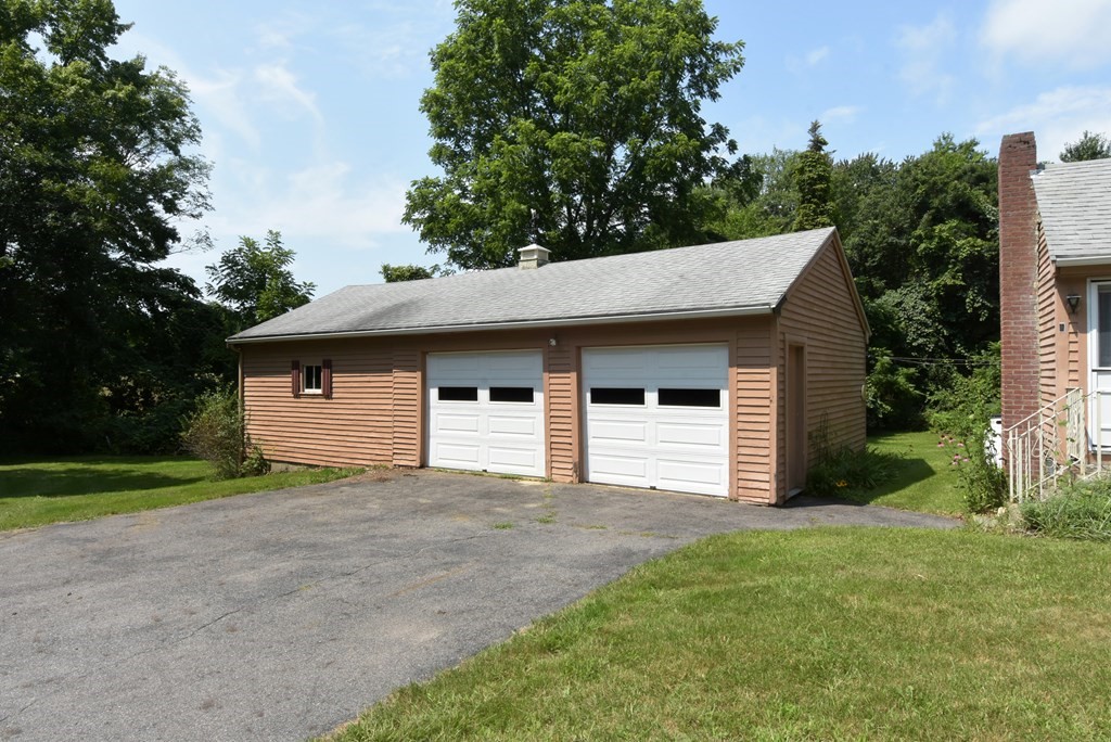 1 Fiske Mill Road Upton, MA 01568 - Photo 2 of 26 Gallery Image 2