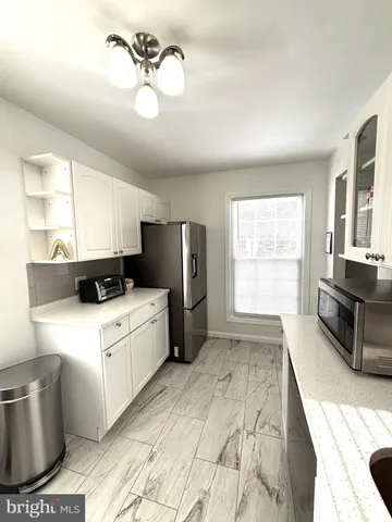 $2,100 | 17 Lerner Court, Unit 33L, Nottingham, MD 21236