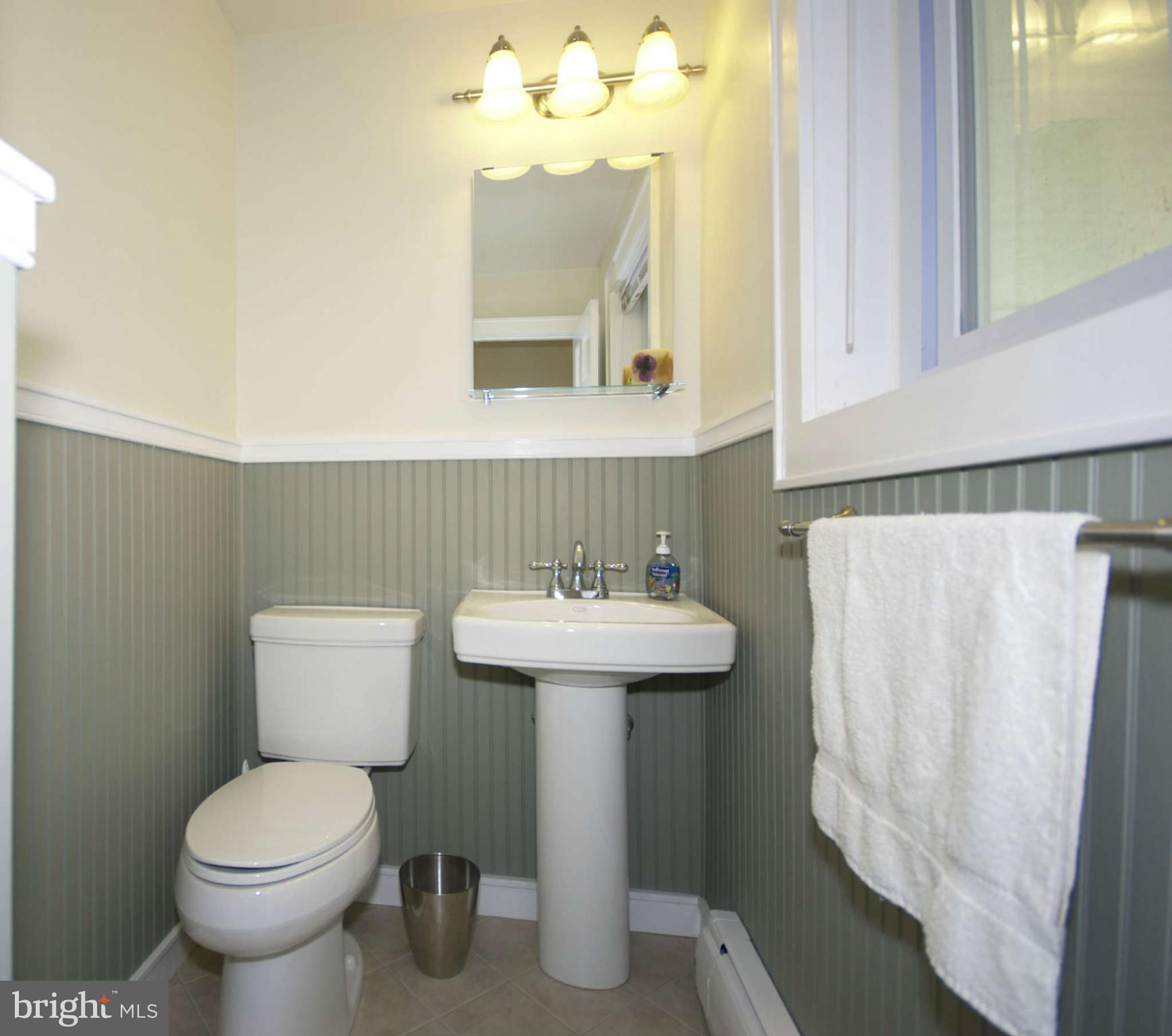 10408 Gatewood Terrace Silver Spring, MD 20903 - Photo 15 of 30 Bath