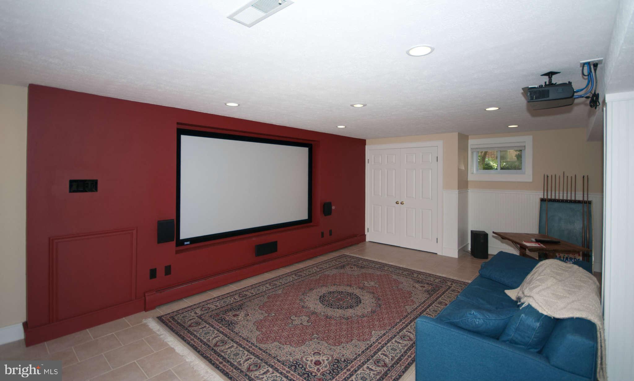 10408 Gatewood Terrace Silver Spring, MD 20903 - Photo 25 of 30 Family Room