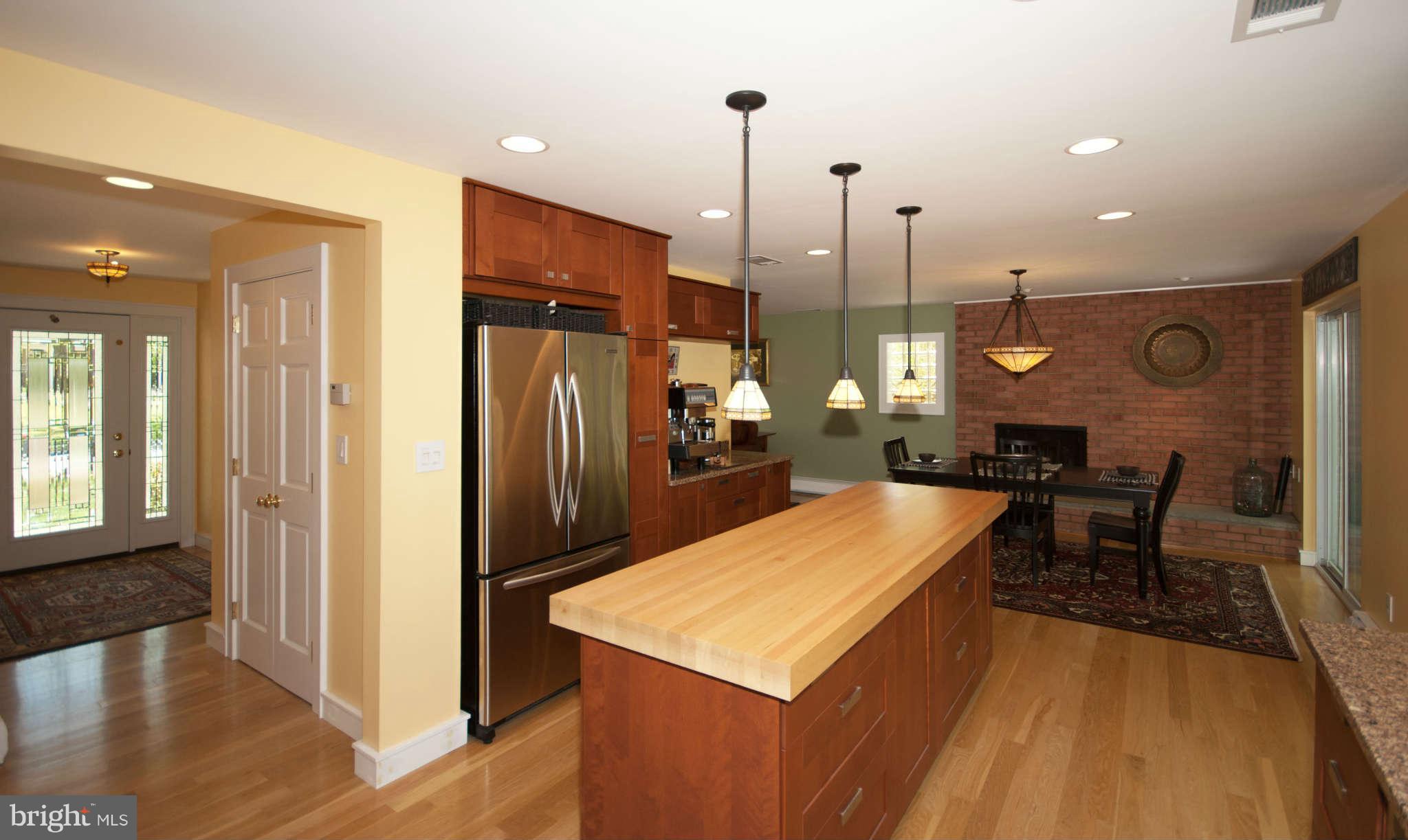 10408 Gatewood Terrace Silver Spring, MD 20903 - Photo 5 of 30 Kitchen