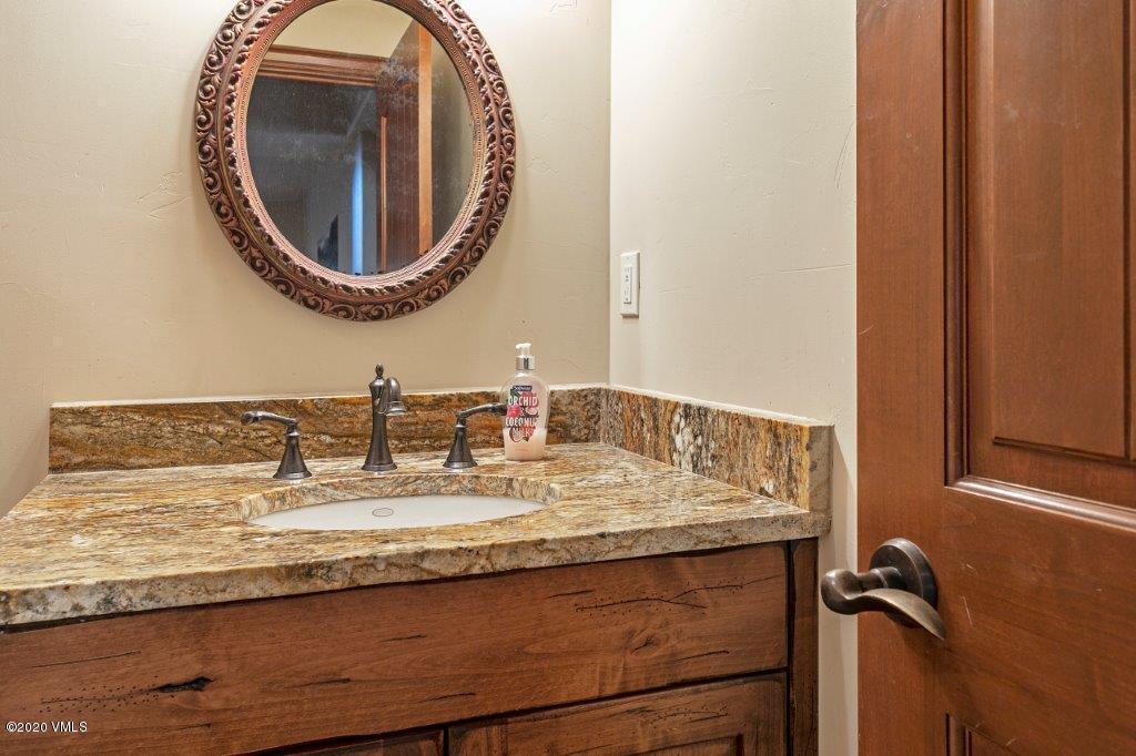 425 Timberwolf Gypsum, CO 81637 - Photo 21 of 38 Bathroom