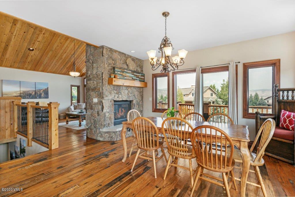 425 Timberwolf Gypsum, CO 81637 - Photo 10 of 38 Dinning Room