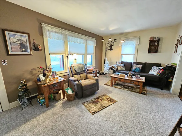 $160,000 | 320 Roosevelt Avenue, Endicott, NY 13760