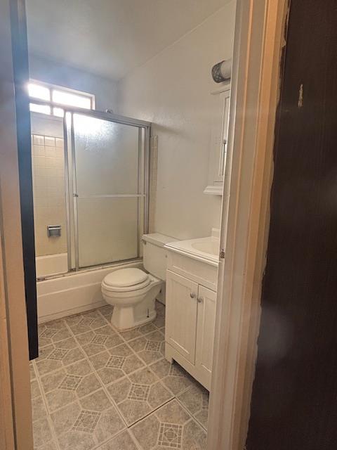 10881 Coloma Road, Unit 1 Rancho Cordova, CA 95670 - Photo 13 of 13 a bathroom with a toilet a sink and shower