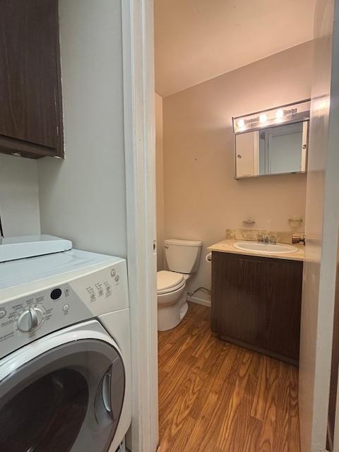 10881 Coloma Road, Unit 1 Rancho Cordova, CA 95670 - Photo 5 of 13 a view of bathroom with a washer and dryer