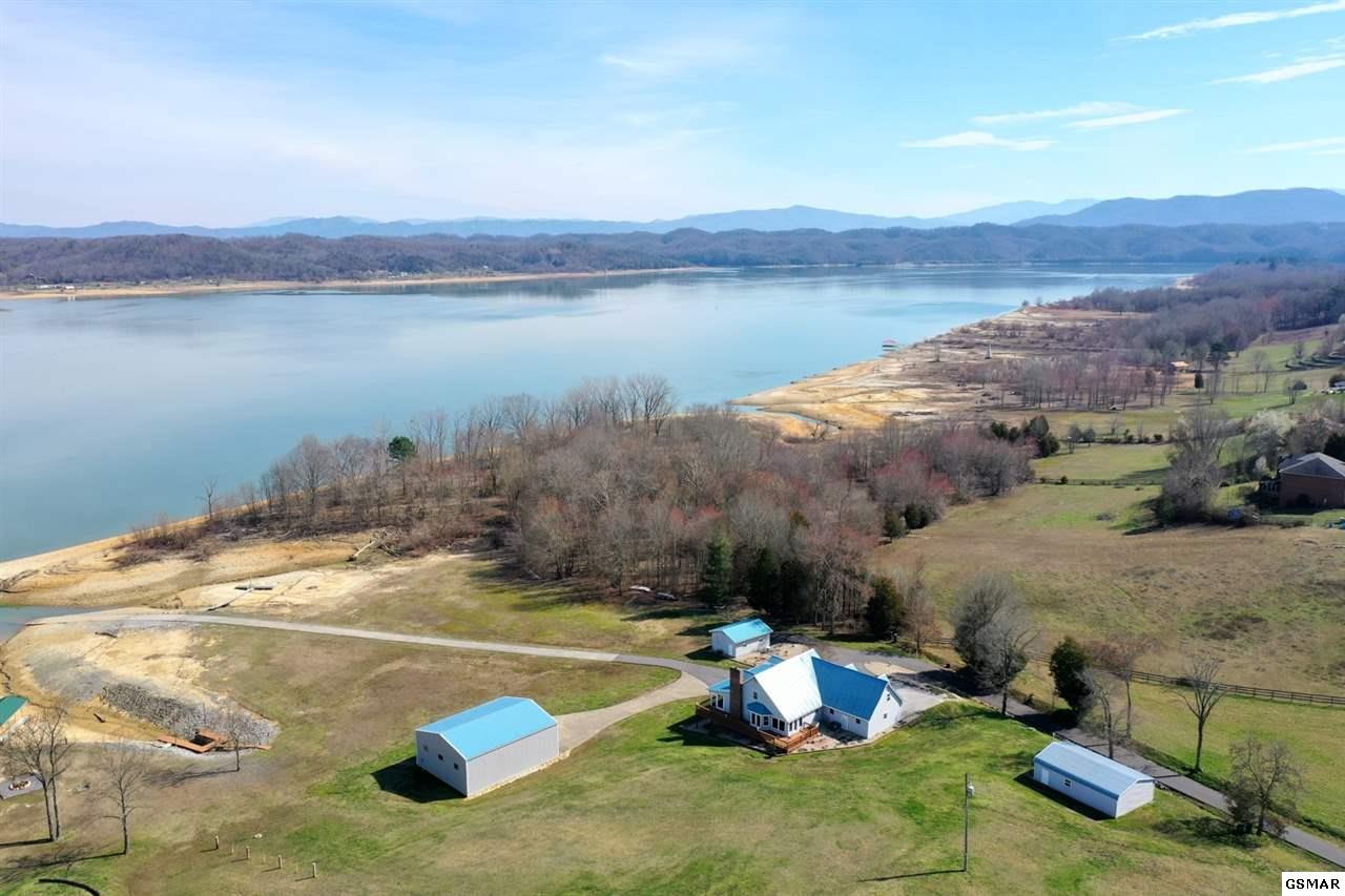 916 Harrison Ferry Road White Pine, TN 37890 - Photo 3 of 36 Gallery Image 3