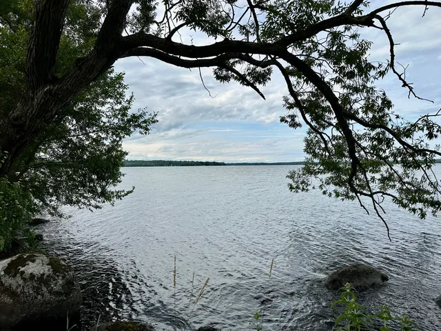 $1,000,000 | 277 Grove Street, Newport, ME 04953