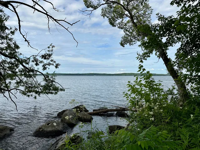 $1,000,000 | 277 Grove Street, Newport, ME 04953