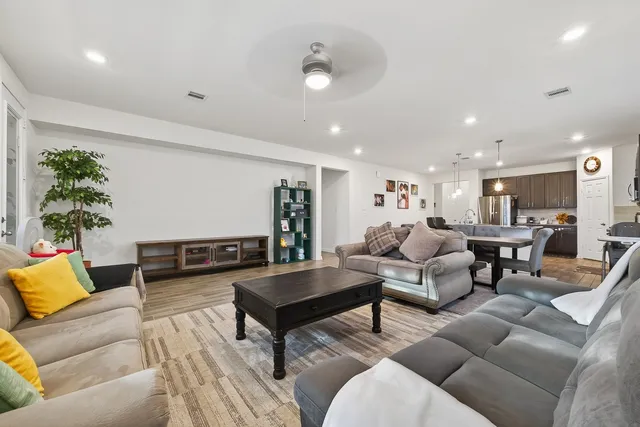 $2,390 | 5724 Texas Sage Drive, Rosenberg, TX 77469