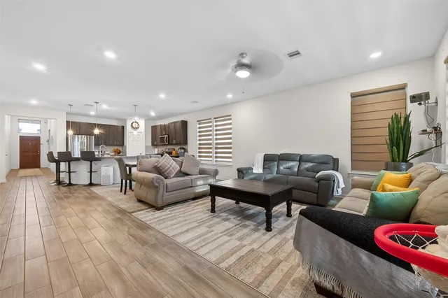 $2,390 | 5724 Texas Sage Drive, Rosenberg, TX 77469