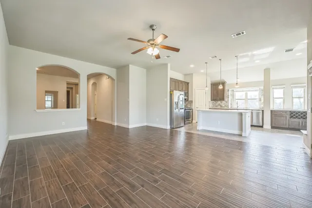 $2,245 | 101 Lismore Street, Hutto, TX 78634