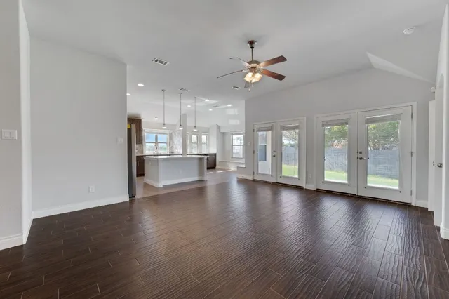 $2,245 | 101 Lismore Street, Hutto, TX 78634