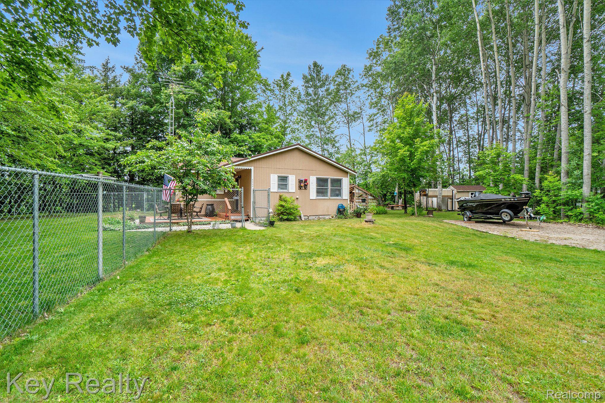 5660 Guthrie Road Mesick, MI 49668 - Photo 3 of 28 Gallery Image 3