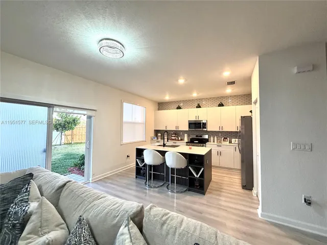 $4,999 | 2661 Southeast 24th Court, Homestead, FL 33035