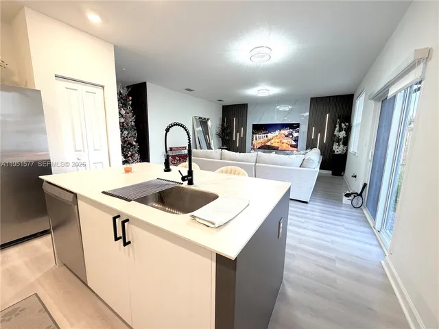 $4,999 | 2661 Southeast 24th Court, Homestead, FL 33035