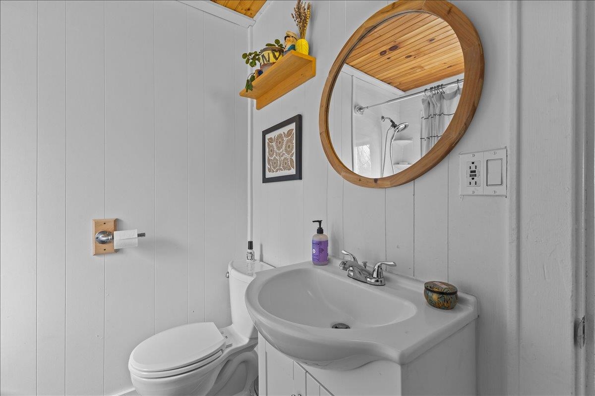 15 Morgan Road Jericho, VT 05465 - Photo 23 of 44