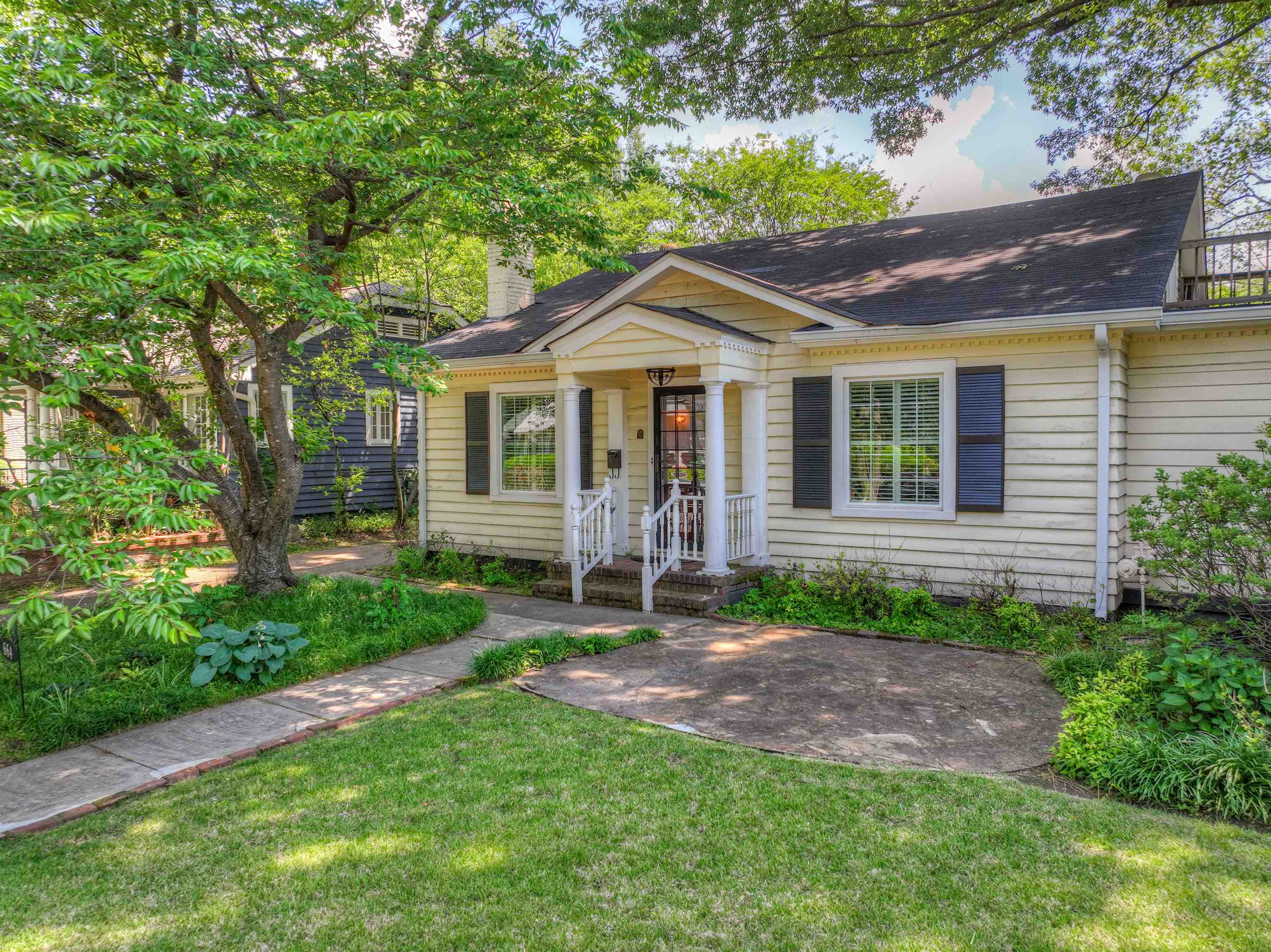 664 Rozelle Street Memphis, TN 38104 - Photo 1 of 25 Gallery Image 1