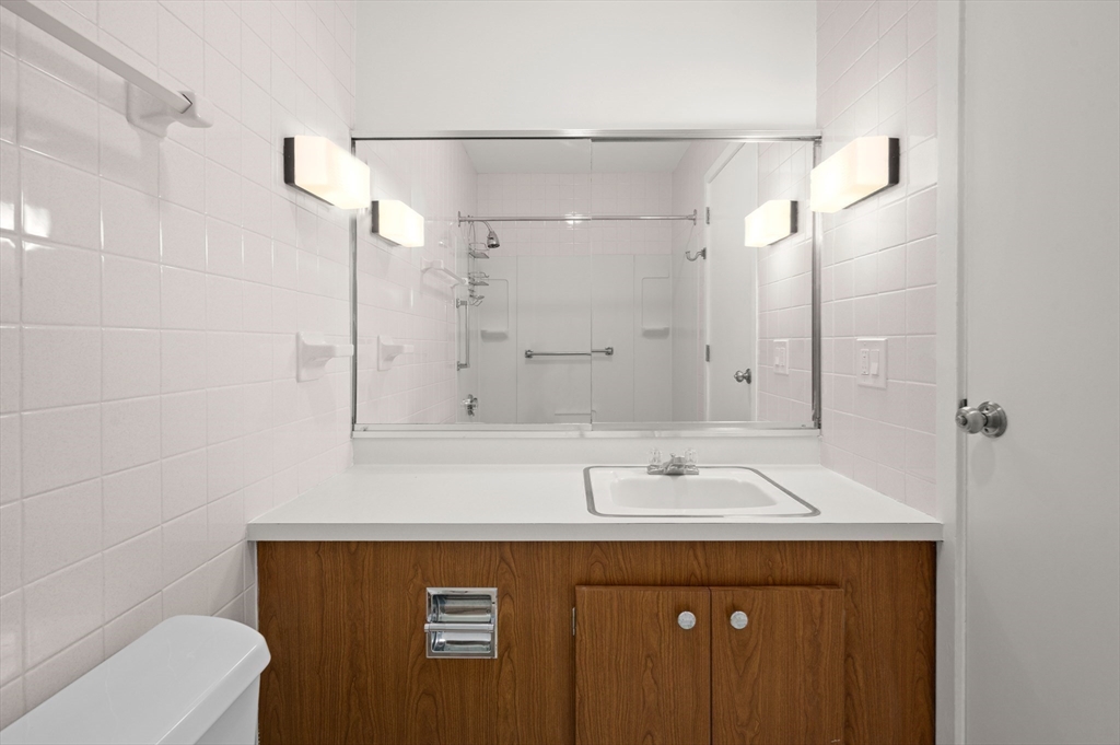 23 Skinners Path, Unit 23 Marblehead, MA 01945 - Photo 17 of 22