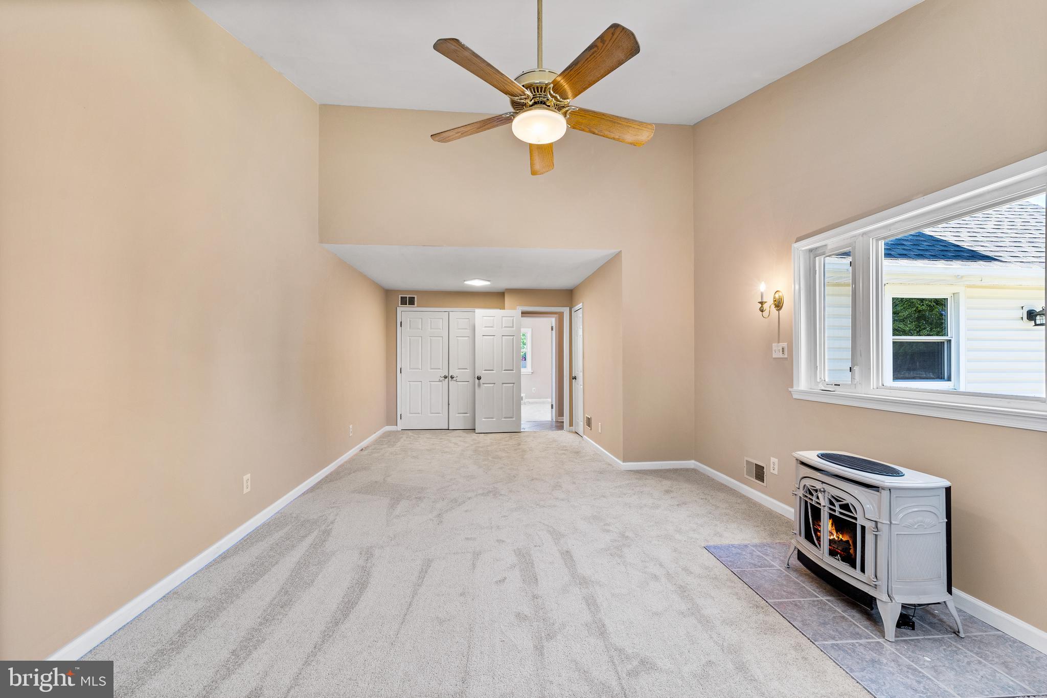 388 Ewingville Road Ewing, NJ 08638 - Photo 20 of 36 Gallery Image 20
