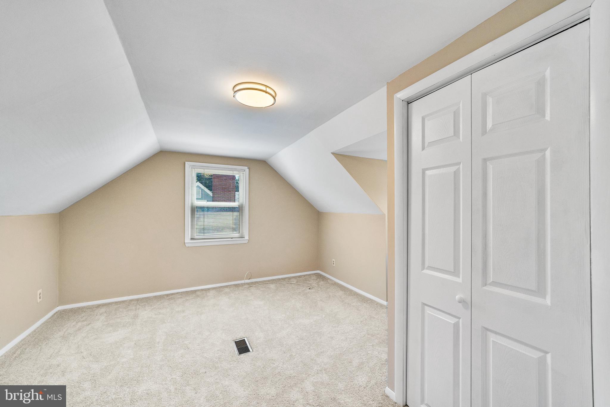 388 Ewingville Road Ewing, NJ 08638 - Photo 28 of 36 Gallery Image 28