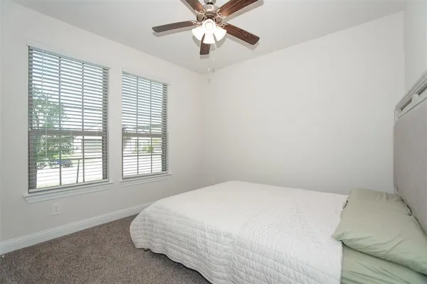 $3,300 | 3813 Oldham Road, Little Elm, TX 75068