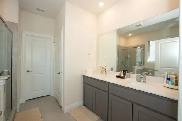 $3,300 | 3813 Oldham Road, Little Elm, TX 75068