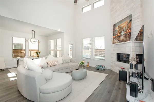 $3,300 | 3813 Oldham Road, Little Elm, TX 75068