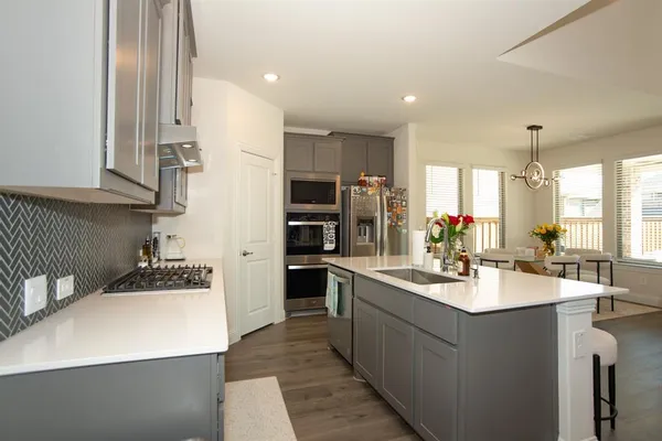 $3,300 | 3813 Oldham Road, Little Elm, TX 75068