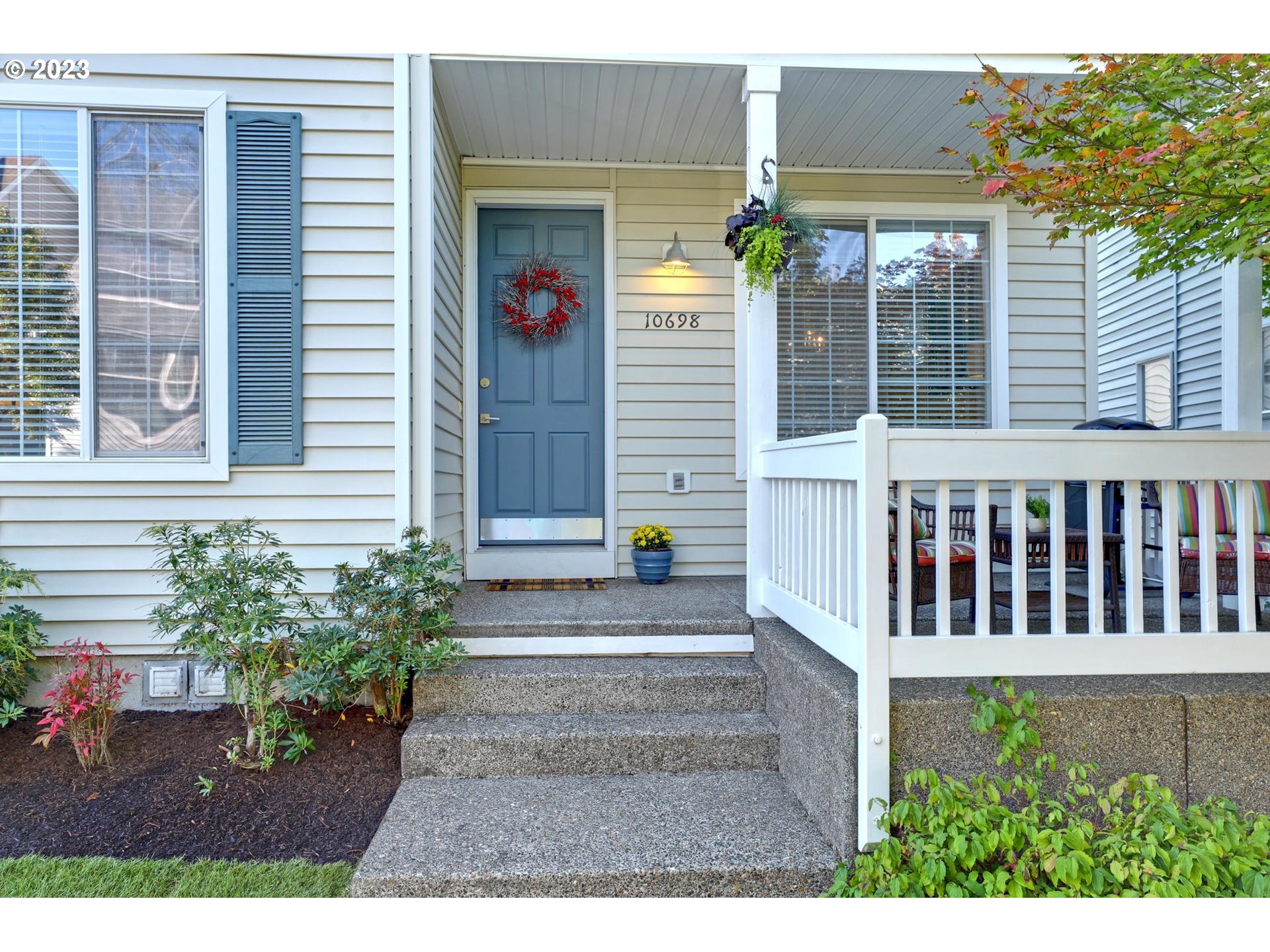 10698 Southwest Washington Street Portland, OR 97225 - Photo 2 of 25 a view of entrance front of house