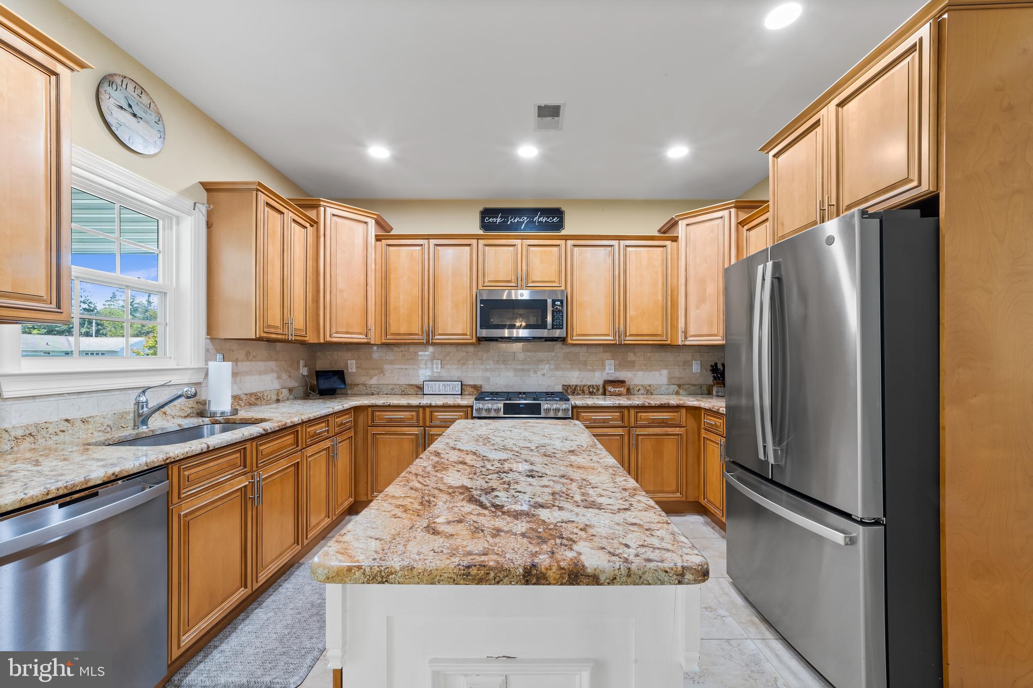 129 Frog Hollow Road Forked River, NJ 08731 - Photo 8 of 41