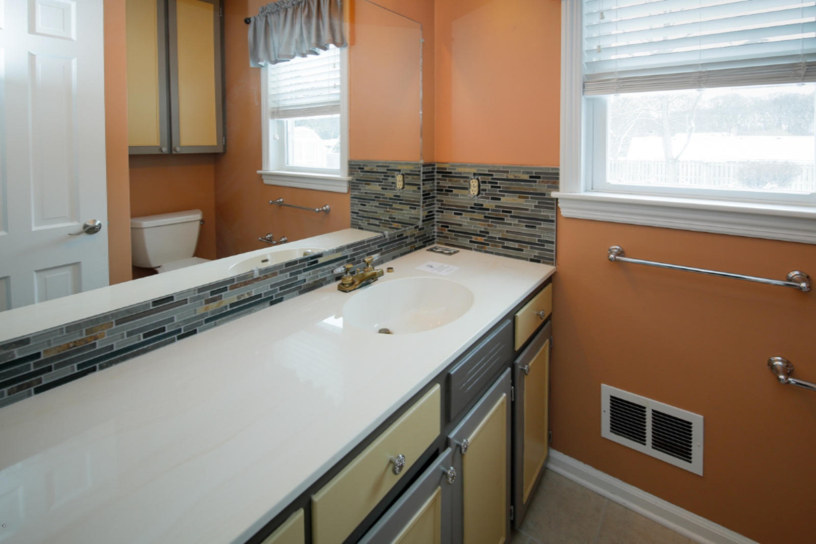 4210 Old Colony Road Kalamazoo, MI 49008 - Photo 11 of 29 4210 Old Colony-111