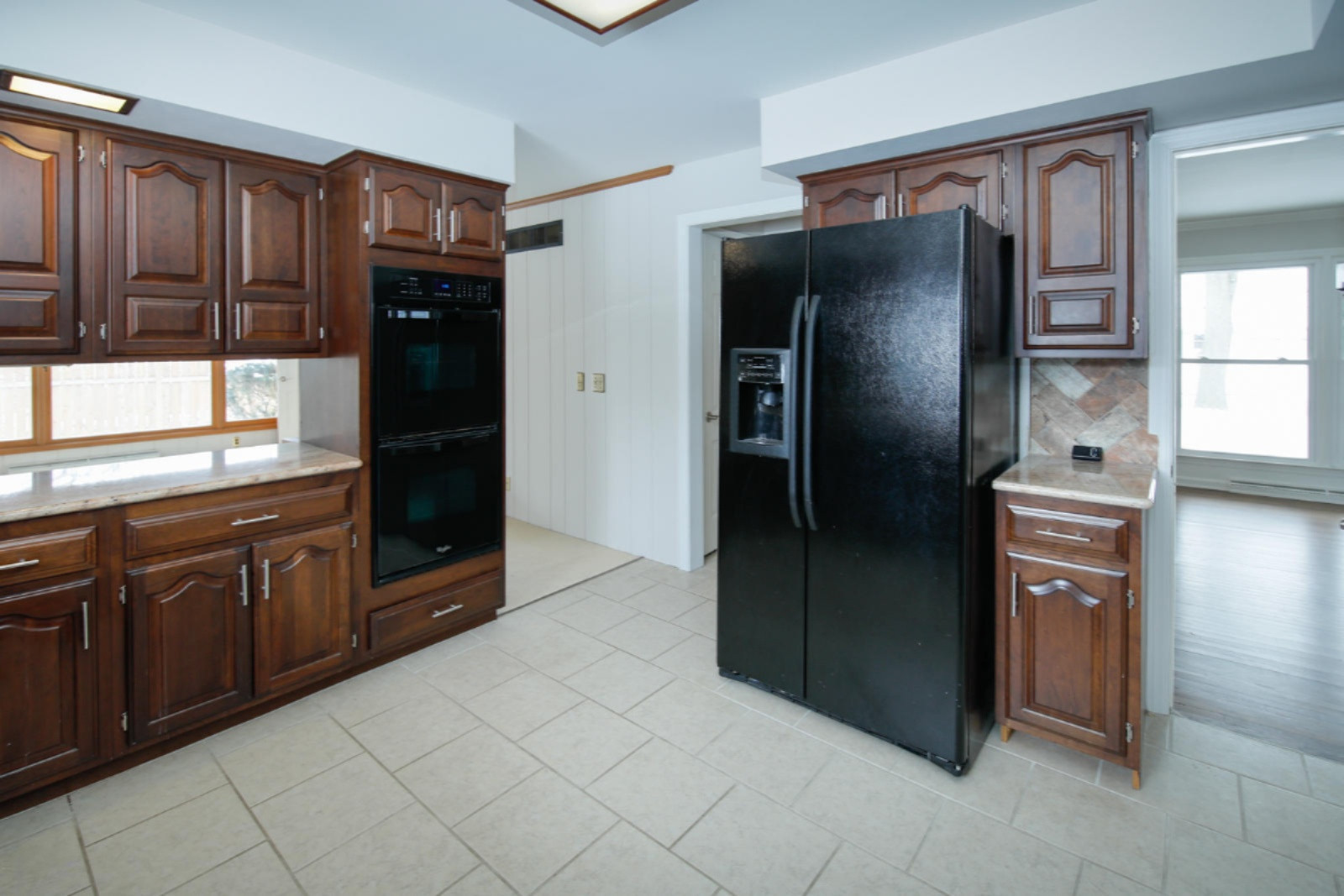 4210 Old Colony Road Kalamazoo, MI 49008 - Photo 8 of 29 4210 Old Colony-108
