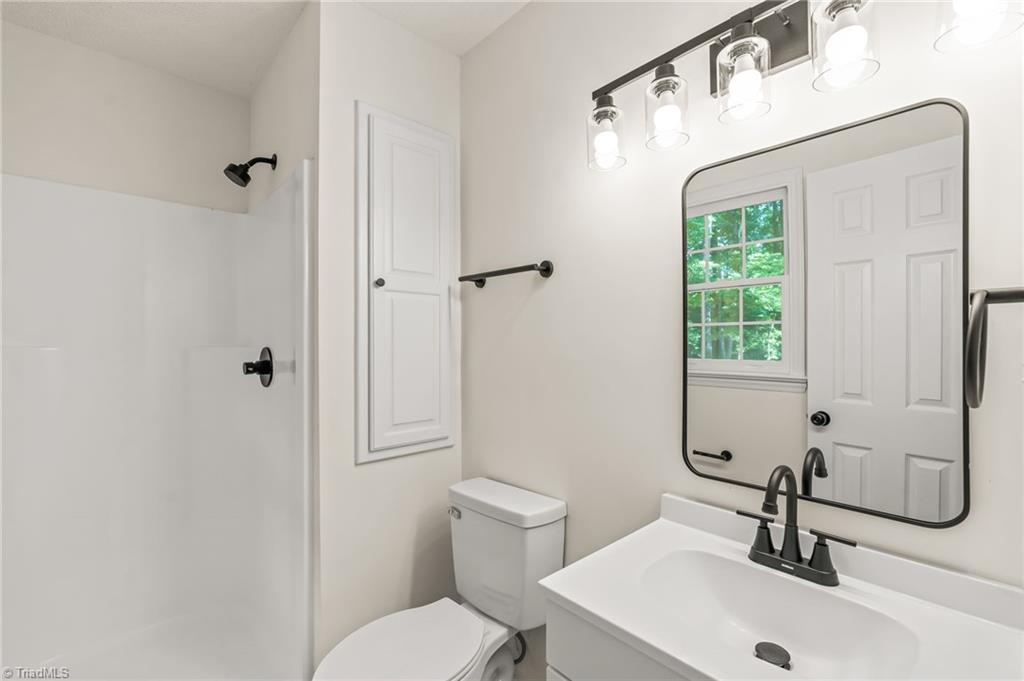 1067 Ross Harris Road Asheboro, NC 27205 - Photo 22 of 49